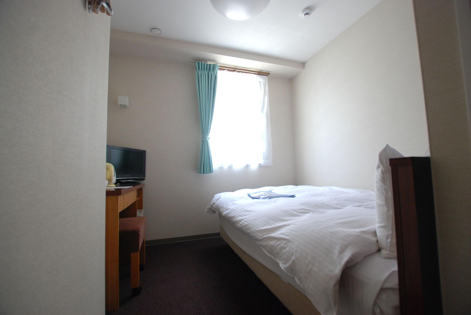 Web Hotel Tokyo Asakusabashi Exteriör bild